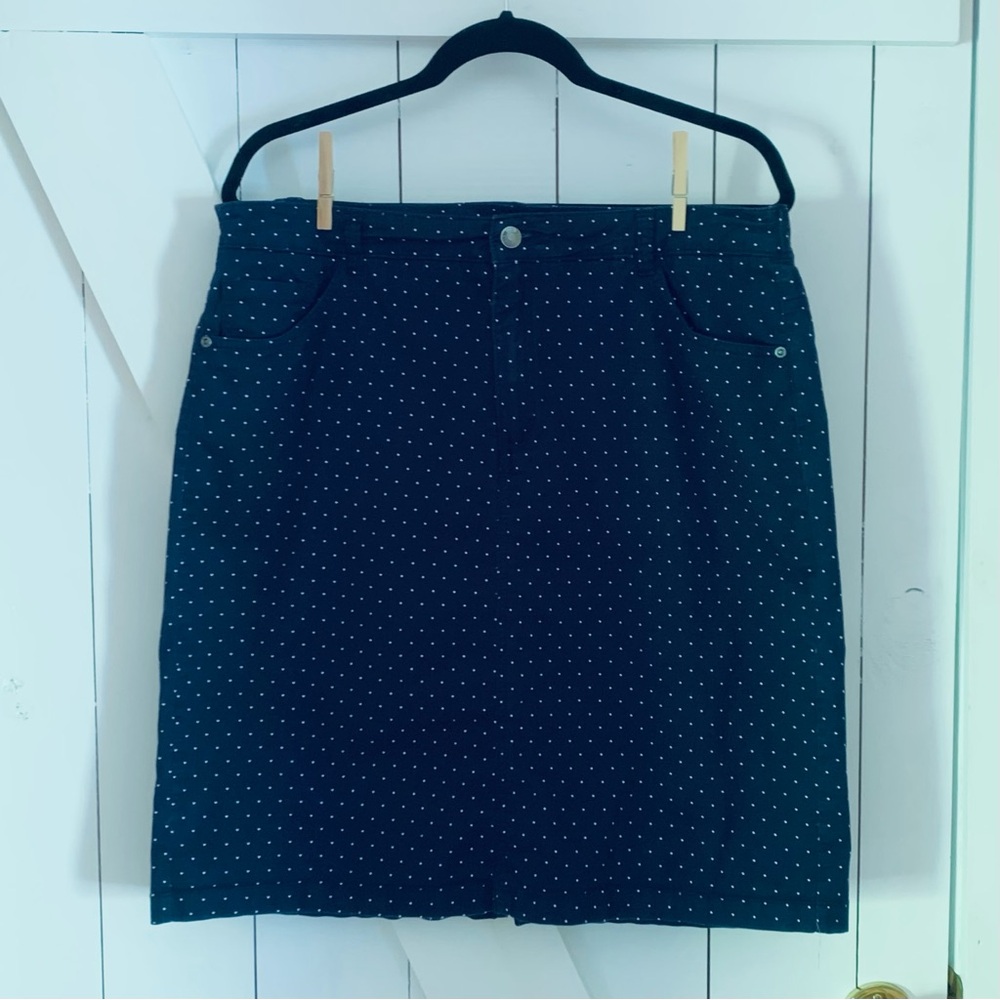 Navy Polka Dot Skirt Zipper & Button & Belt Loops Jean like skirt